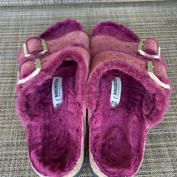 Birkenstock size 38 or 7 Shearling Arizona Pink Fuchsia Sandals slip on shoes - Picture 4 of 7